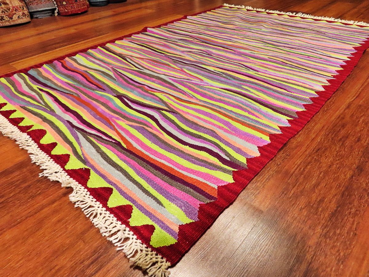 UŞAK RAINBOW - Turkish Motif - EXPKIRU26005 
